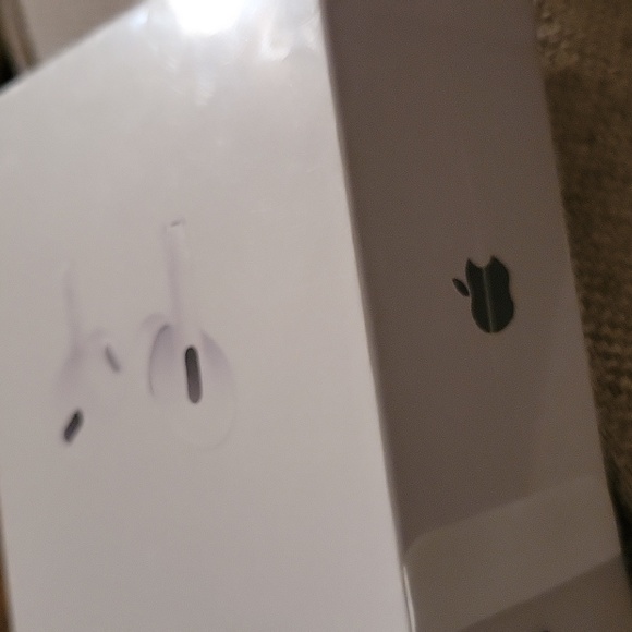 Apple AirPods Pro 2nd generation - Picture 4 of 4